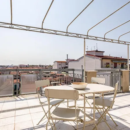 Attique With Terraces & Lovely Veranda *
